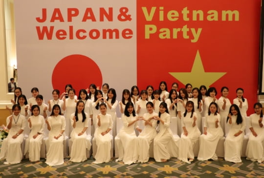 外国人採用支援