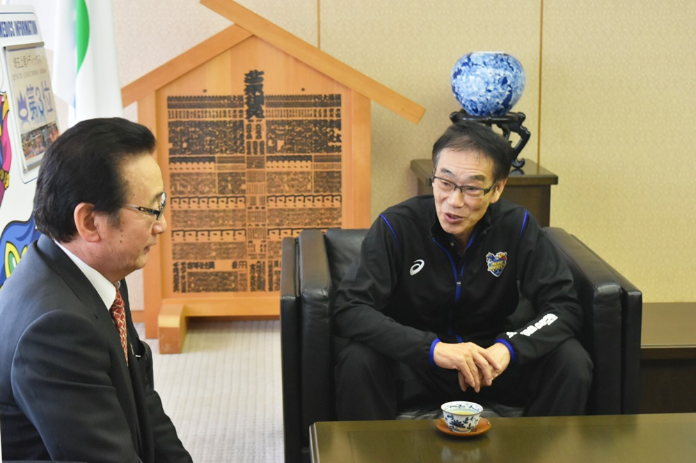 吉田敏明監督