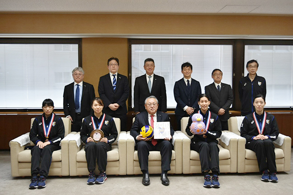 埼玉県知事、県議会議長へ表敬訪問